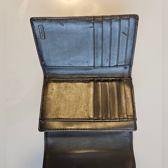 Coach Soho Black Trifold Leather Buckle Wallet - Picture 8 of 15